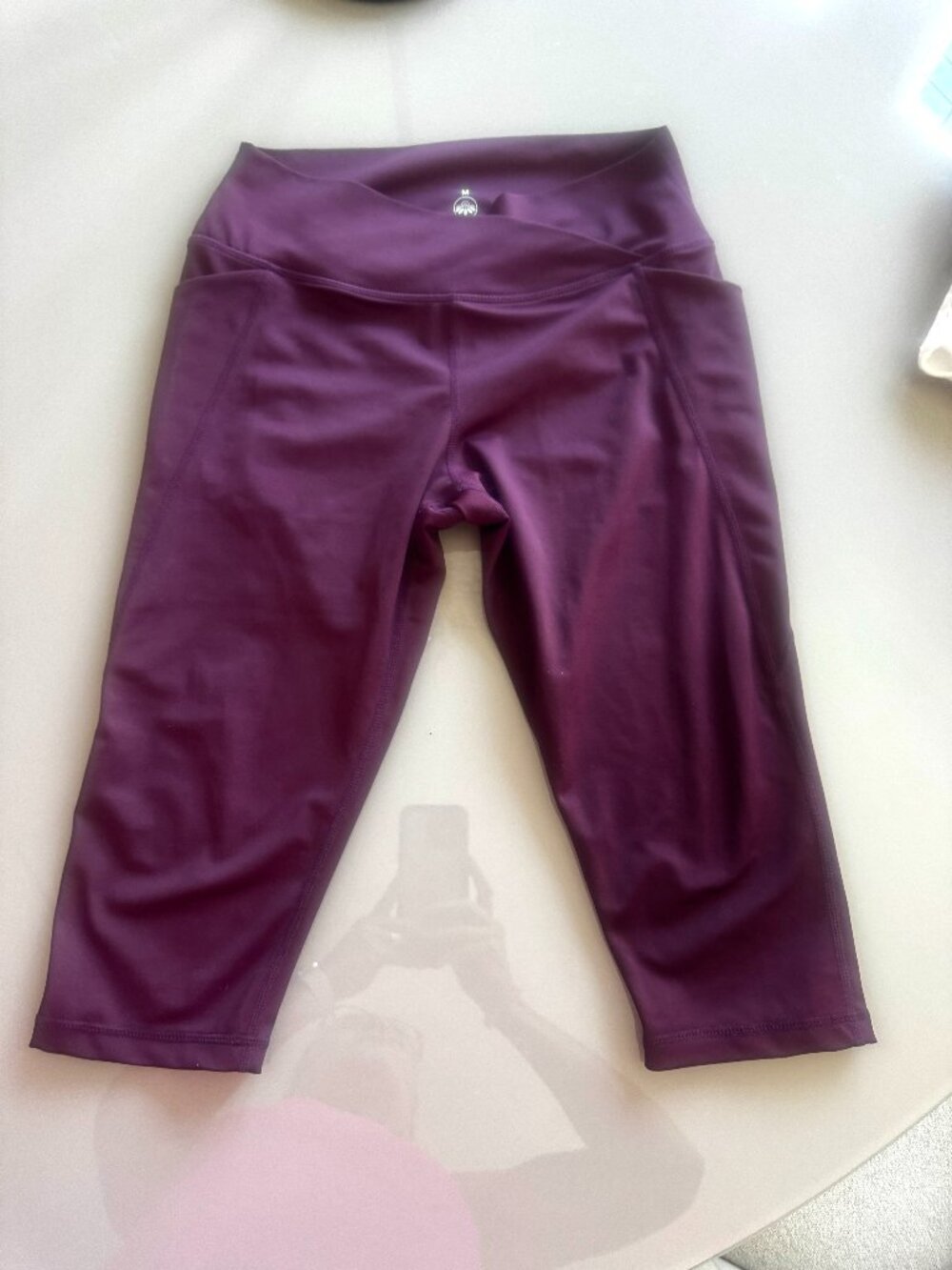 Burgundy Senita Cross Front Cropped Leggings Size M